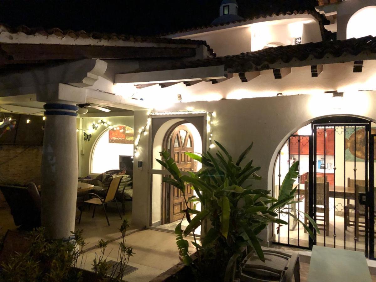 Aventura Pacifico Boutique Suites & Villas (Adults Only) Bucerías Екстериор снимка