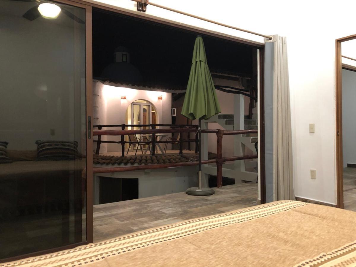 Aventura Pacifico Boutique Suites & Villas (Adults Only) Bucerías Екстериор снимка