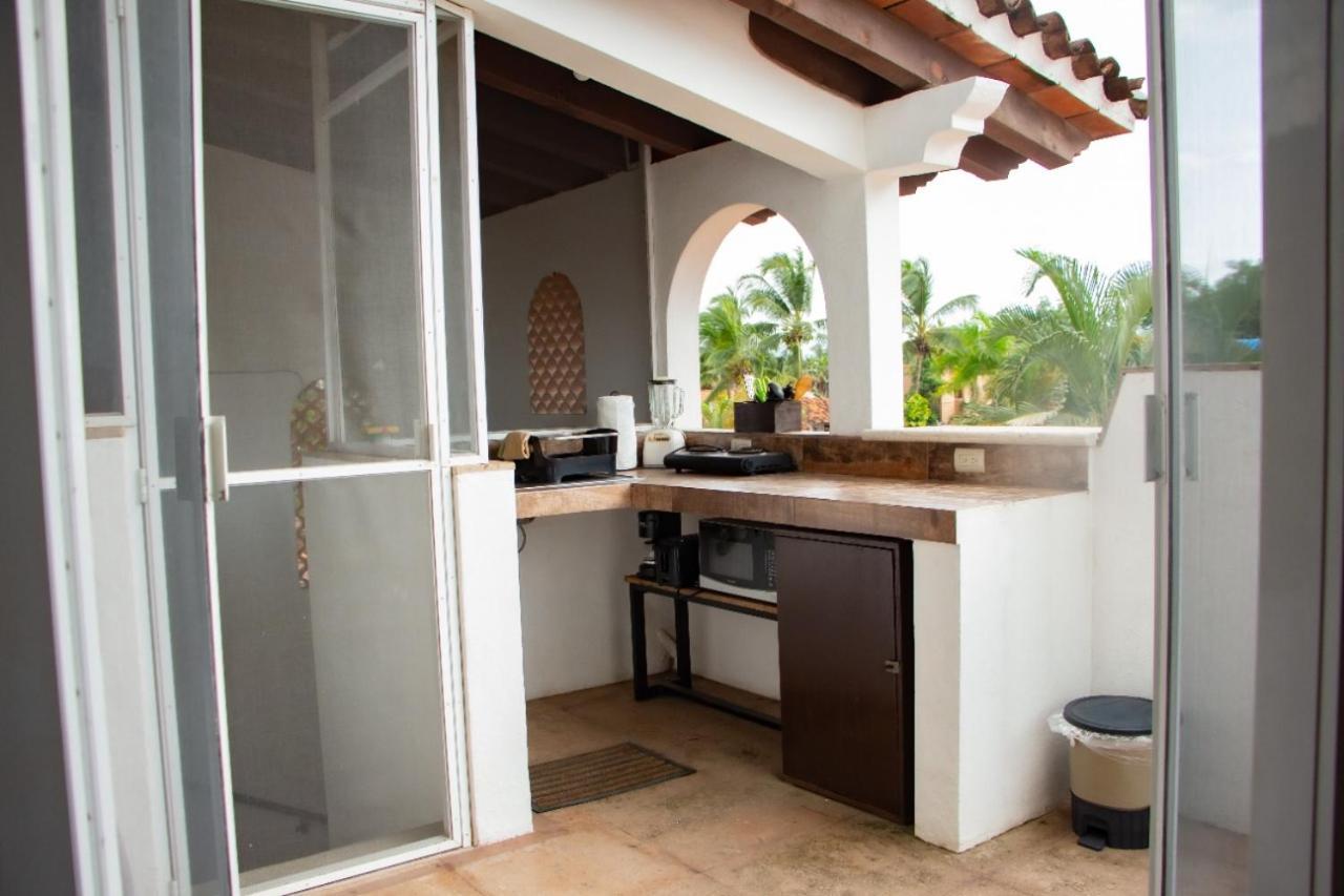 Aventura Pacifico Boutique Suites & Villas (Adults Only) Bucerías Екстериор снимка